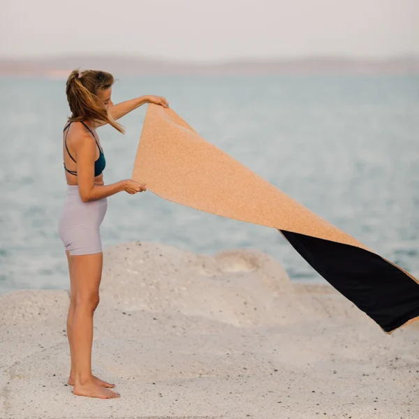 Doğal & Kaydırmaz Katlanabilir Mantar Yoga Mat Örtüsü - Görsel 5